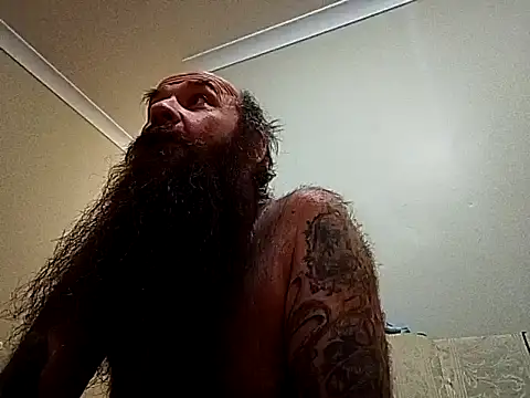 duzzarulz421 online show from May 23, 2026, 11:53 am
