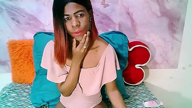 Snapshot of EbonySweetPeach chatting on June 22, 2026, 5:48 am EbonySweetPeach online show from June 22, 2026, 5:48 am