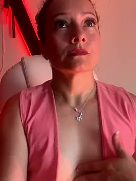 SamiiContreras  online show from April 29, 2026, 5:30 pm