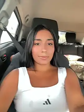 Snapshot of SaryJonex chatting on August 2, 2026, 2:04 pm SaryJonex online show from August 2, 2026, 2:04 pm