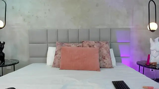Stefanny lopez19x online show from May 1, 2026, 2:00 pm