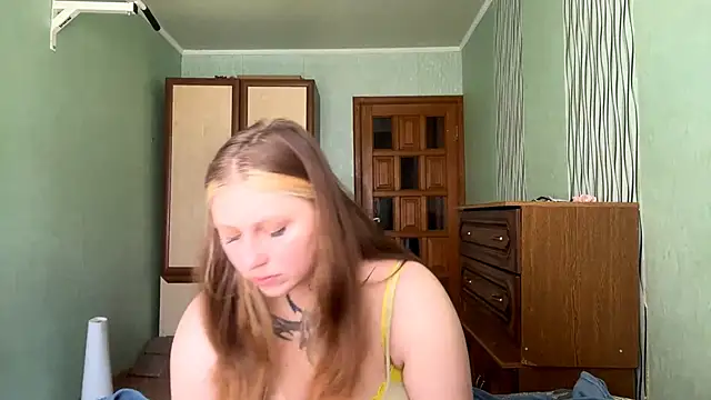 DeannaDorton online show from May 18, 2026, 7:24 am