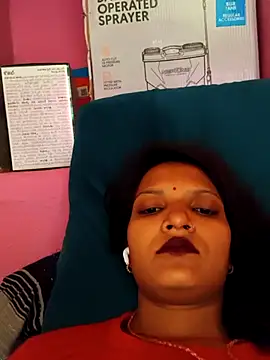 Snapshot of SS_sanjna chatting on July 3, 2026, 8:32 am SS sanjna online show from July 3, 2026, 8:32 am