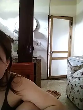 Snapshot of Squirt107 chatting on June 22, 2026, 4:09 am Squirt107 online show from June 22, 2026, 4:09 am