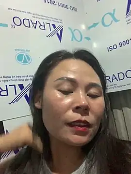 Snapshot of Helen-baby chatting on April 27, 2026, 5:00 pm Helen-baby online show from April 27, 2026, 5:00 pm