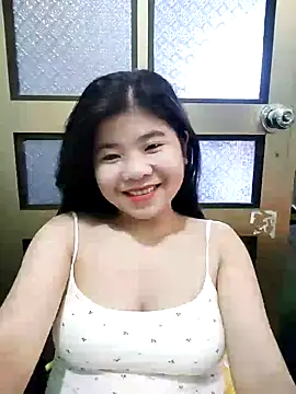 Snapshot of Ayti01 chatting on May 21, 2026, 5:05 am Ayti01 online show from May 21, 2026, 5:05 am