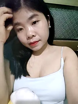 Snapshot of Ayti01 chatting on May 3, 2026, 6:55 pm Ayti01 online show from May 3, 2026, 6:55 pm