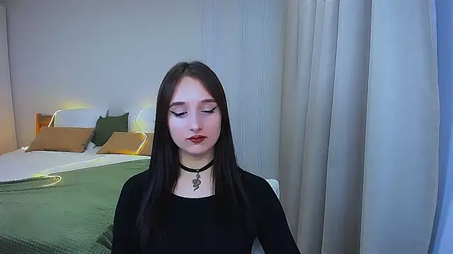 Snapshot of JulietteMonli chatting on June 18, 2026, 11:26 am JulietteMonli online show from June 18, 2026, 11:26 am