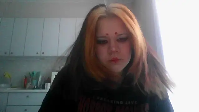 Amanda Mia  online show from May 19, 2026, 7:15 am