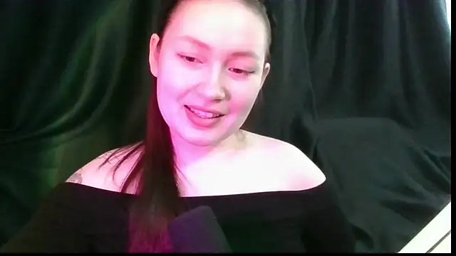 Snapshot of Tendre_Amelia chatting on May 18, 2026, 5:34 am Tendre Amelia online show from May 18, 2026, 5:34 am