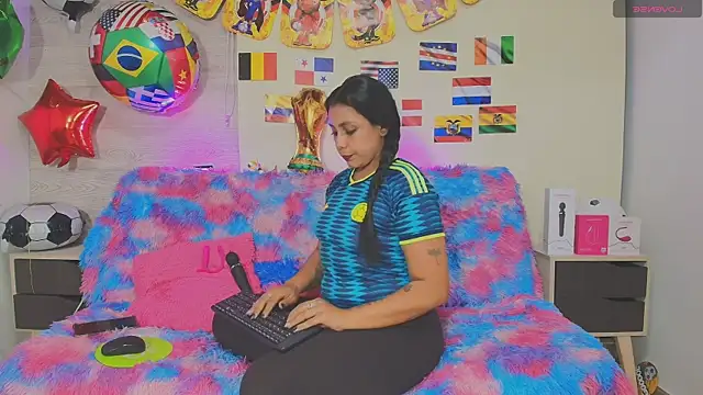 Snapshot of Nyra_Queen chatting on July 4, 2026, 3:13 am Nyra Queen online show from July 4, 2026, 3:13 am