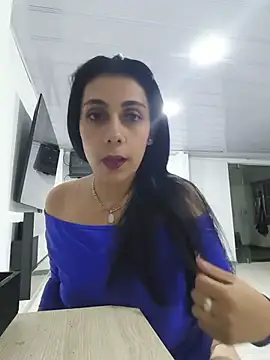 Snapshot of Nyra_Queen chatting on May 16, 2026, 2:32 am Nyra Queen online show from May 16, 2026, 2:32 am