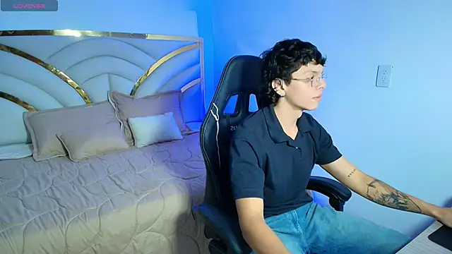 Milo Storm online show from April 24, 2026, 12:40 pm