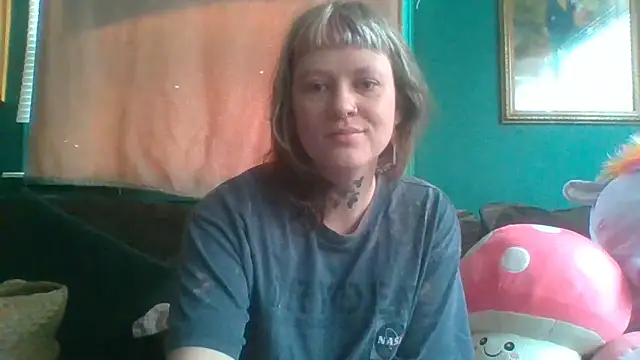Snapshot of RosieSwitchBitch chatting on May 8, 2026, 1:26 pm RosieSwitchBitch online show from May 8, 2026, 1:26 pm
