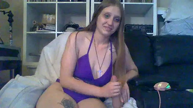 Snapshot of BunnyHooppss chatting on May 23, 2026, 10:20 pm BunnyHooppss online show from May 23, 2026, 10:20 pm