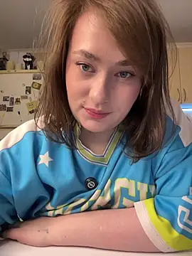 Snapshot of BettyRussian chatting on May 29, 2026, 2:01 pm BettyRussian online show from May 29, 2026, 2:01 pm