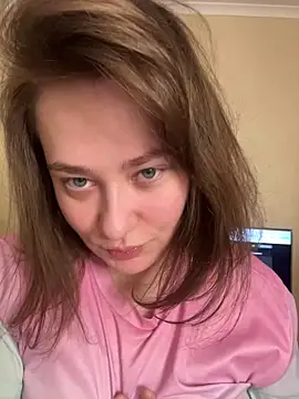 Snapshot of BettyRussian chatting on May 12, 2026, 1:50 pm BettyRussian online show from May 12, 2026, 1:50 pm