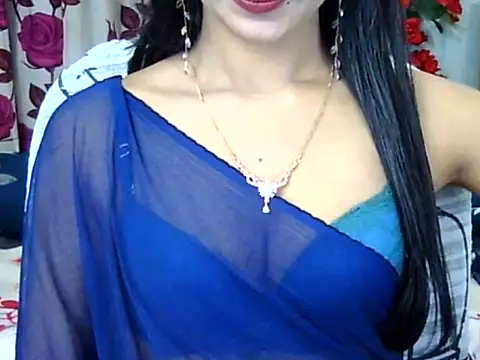 Snapshot of Alina_Nur chatting on May 14, 2026, 2:36 pm Alina Nur online show from May 14, 2026, 2:36 pm