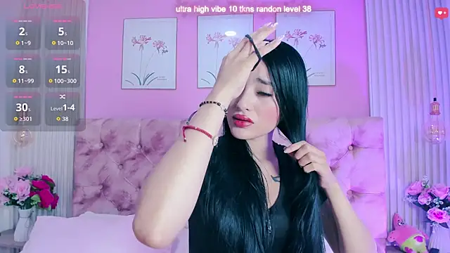 Snapshot of Ariana_west_ chatting on May 6, 2026, 2:21 pm Ariana west online show from May 6, 2026, 2:21 pm