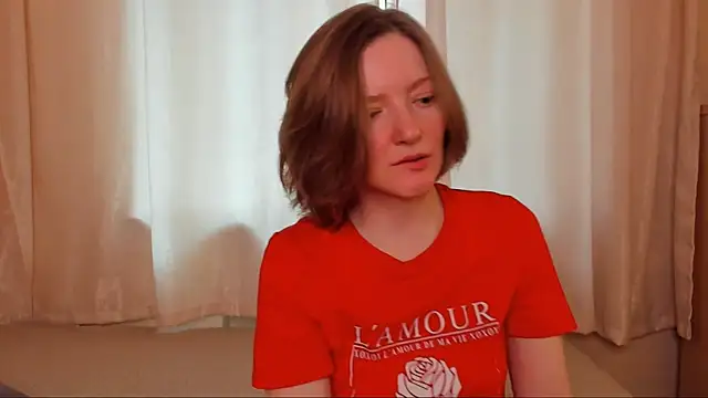 Snapshot of PaleAurix chatting on May 14, 2026, 5:04 am PaleAurix online show from May 14, 2026, 5:04 am