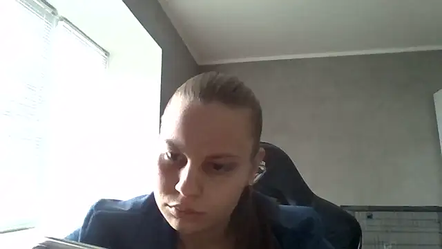 Snapshot of _Linsyy_ee_ chatting on May 1, 2026, 1:49 pm Linsyy ee online show from May 1, 2026, 1:49 pm