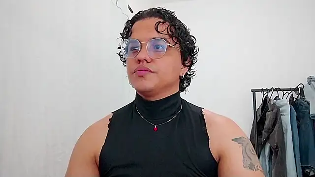 Snapshot of Diane_exotic chatting on May 3, 2026, 8:23 pm Diane exotic online show from May 3, 2026, 8:23 pm