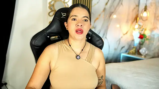 Snapshot of Leidy_2026 chatting on June 10, 2026, 1:12 pm Leidy 2026 online show from June 10, 2026, 1:12 pm