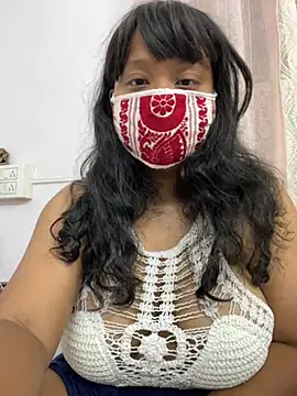 Wildkomolika online show from April 25, 2026, 7:22 pm