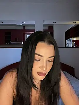 AylaSparkk online show from July 5, 2026, 3:41 pm