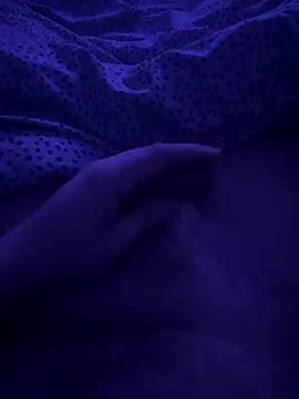 Shylad747 online show from April 28, 2026, 2:49 am