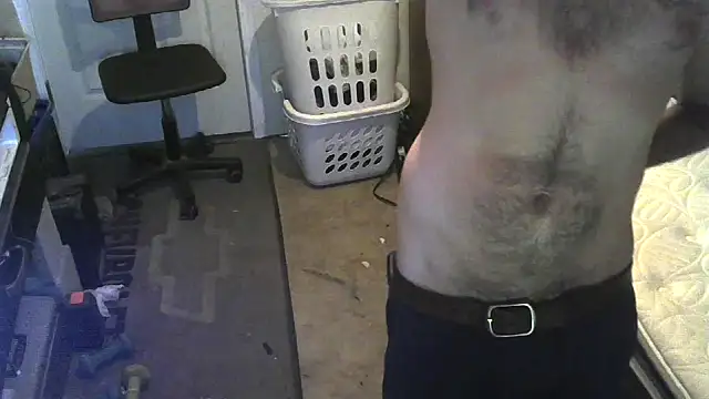 Snapshot of Johnny1991Blunt chatting on May 26, 2026, 1:47 am Johnny1991Blunt online show from May 26, 2026, 1:47 am