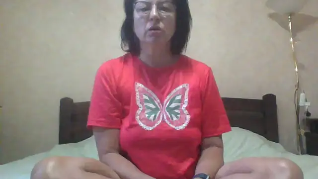 Fiona06 online show from June 3, 2026, 5:08 am