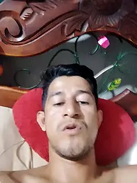 Snapshot of chicolargo17 chatting on May 2, 2026, 12:10 pm chicolargo17 online show from May 2, 2026, 12:10 pm