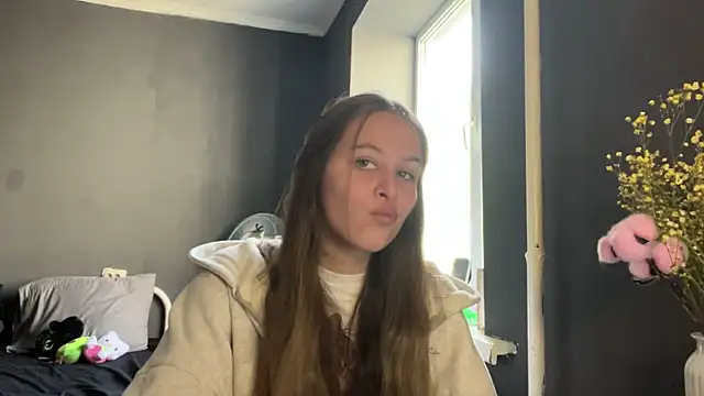 EkaterinaGiz online show from April 30, 2026, 1:18 pm