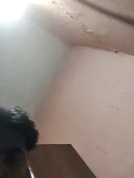 wrathjuveline online show from April 25, 2026, 8:28 pm