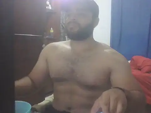 Bearmachin online show from May 9, 2026, 5:44 am