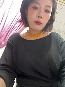 Snapshot of milkwine chatting on August 1, 2026, 6:33 am milkwine online show from August 1, 2026, 6:33 am