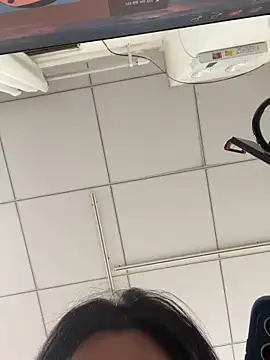 milkwine online show from April 28, 2026, 6:29 am