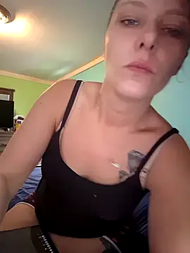 lickybaby26 online show from June 29, 2026, 7:46 pm