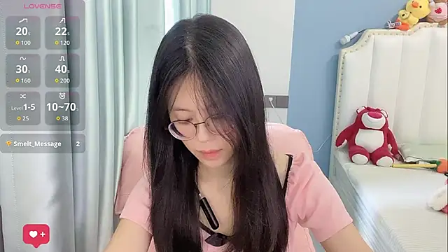 Luna-666 online show from June 14, 2026, 2:24 am
