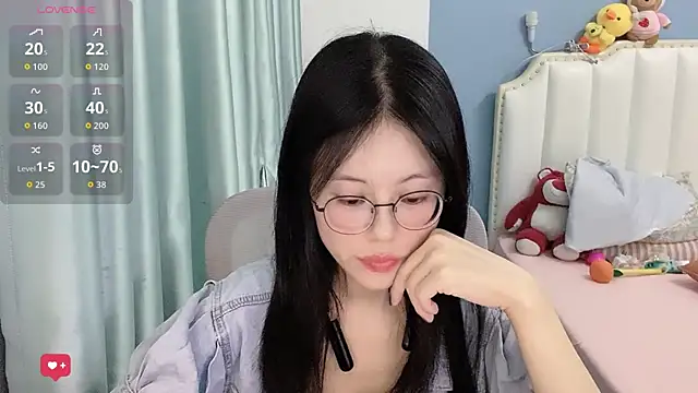 Luna-666 online show from July 27, 2026, 2:57 pm