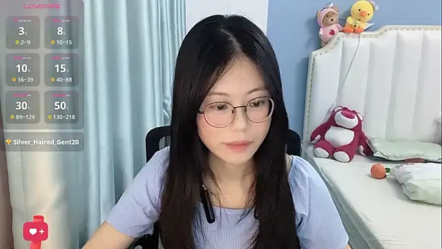 Snapshot of Luna-666 chatting on May 23, 2026, 2:05 pm Luna-666 online show from May 23, 2026, 2:05 pm