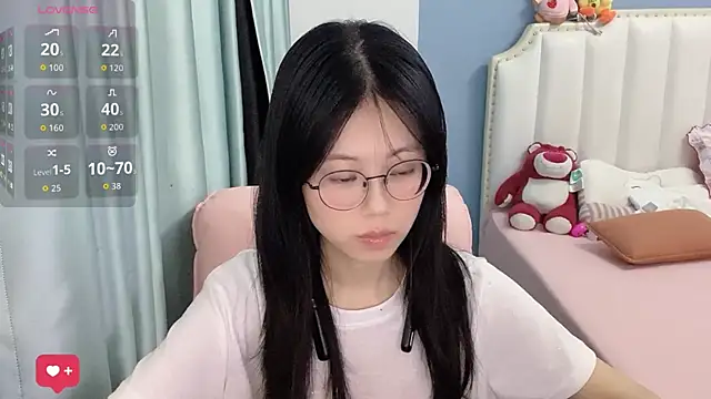Luna-666 online show from August 2, 2026, 4:26 pm