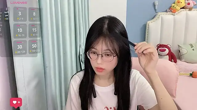 Luna-666 online show from July 17, 2026, 2:03 pm