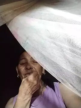Snapshot of mouth22 chatting on July 22, 2026, 1:35 pm mouth22 online show from July 22, 2026, 1:35 pm