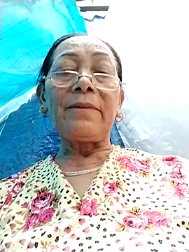Snapshot of mouth22 chatting on June 19, 2026, 11:31 pm mouth22 online show from June 19, 2026, 11:31 pm