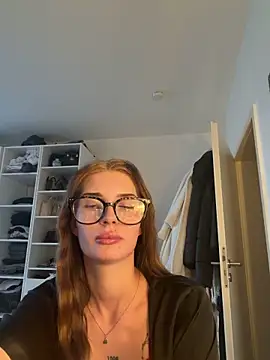 AmaraSpliss online show from April 30, 2026, 6:15 pm