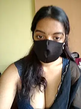 Snapshot of vanika2000 chatting on May 18, 2026, 6:07 am vanika2000 online show from May 18, 2026, 6:07 am