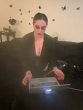 tacyeannxo online show from August 1, 2026, 9:51 am