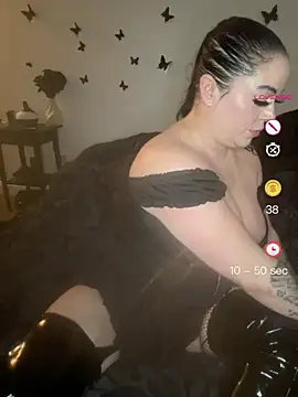 tacyeannxo online show from July 27, 2026, 9:38 am